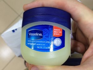 Vaseline dưỡng mi mua ở đâu